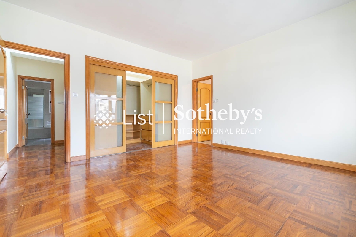 Kennedy Heights 堅麗閣 | Master Bedroom