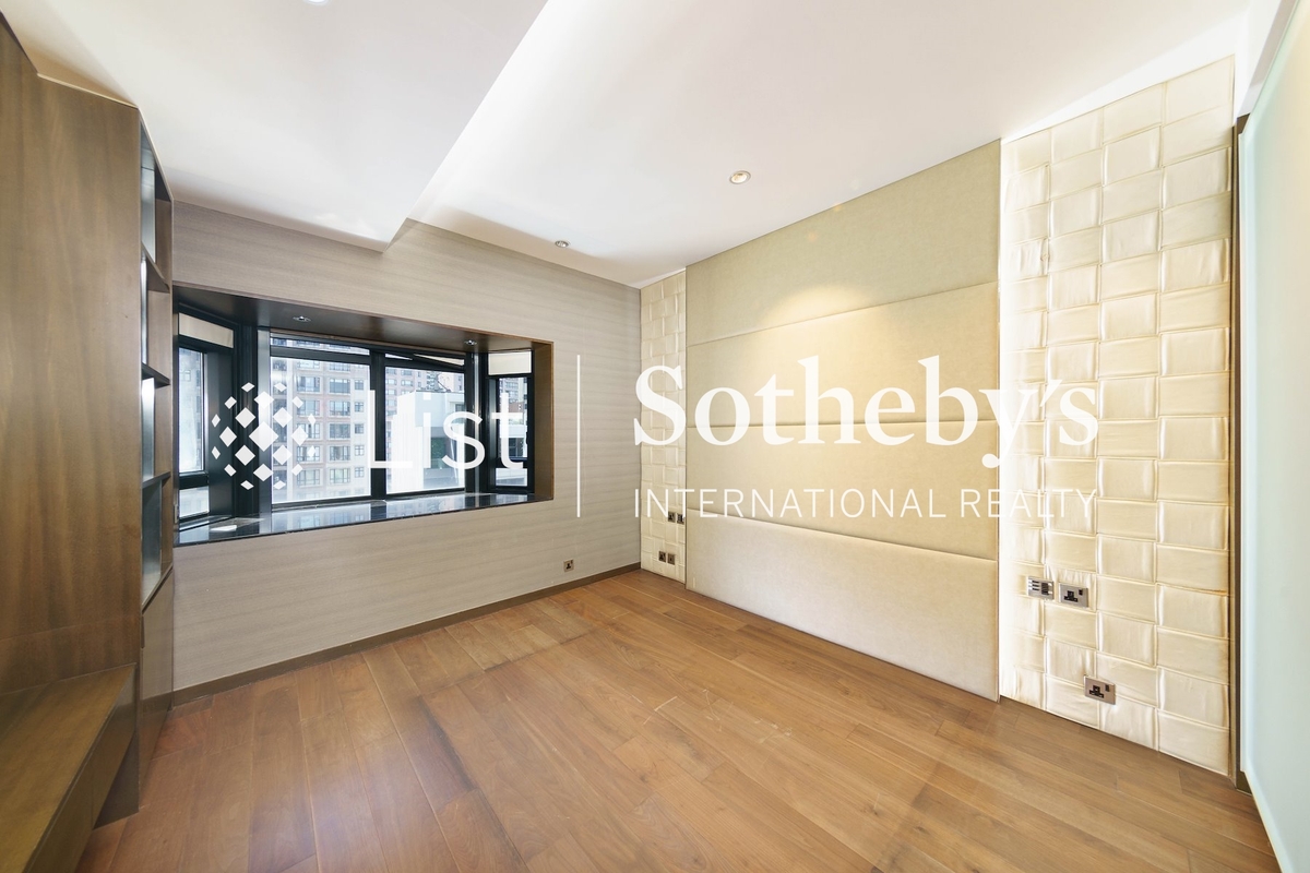 Kennedy Heights 堅麗閣 | Second En-suite Bedroom