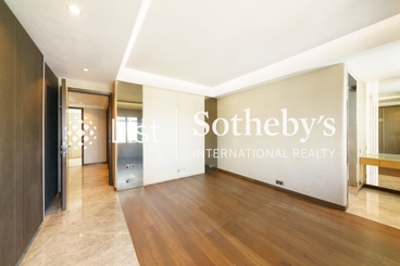 Kennedy Heights 堅麗閣 | 