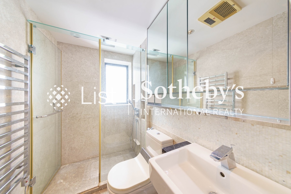 Kennedy Heights 堅麗閣 | Bathroom