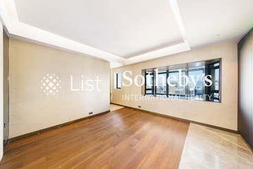 Kennedy Heights 堅麗閣 | 