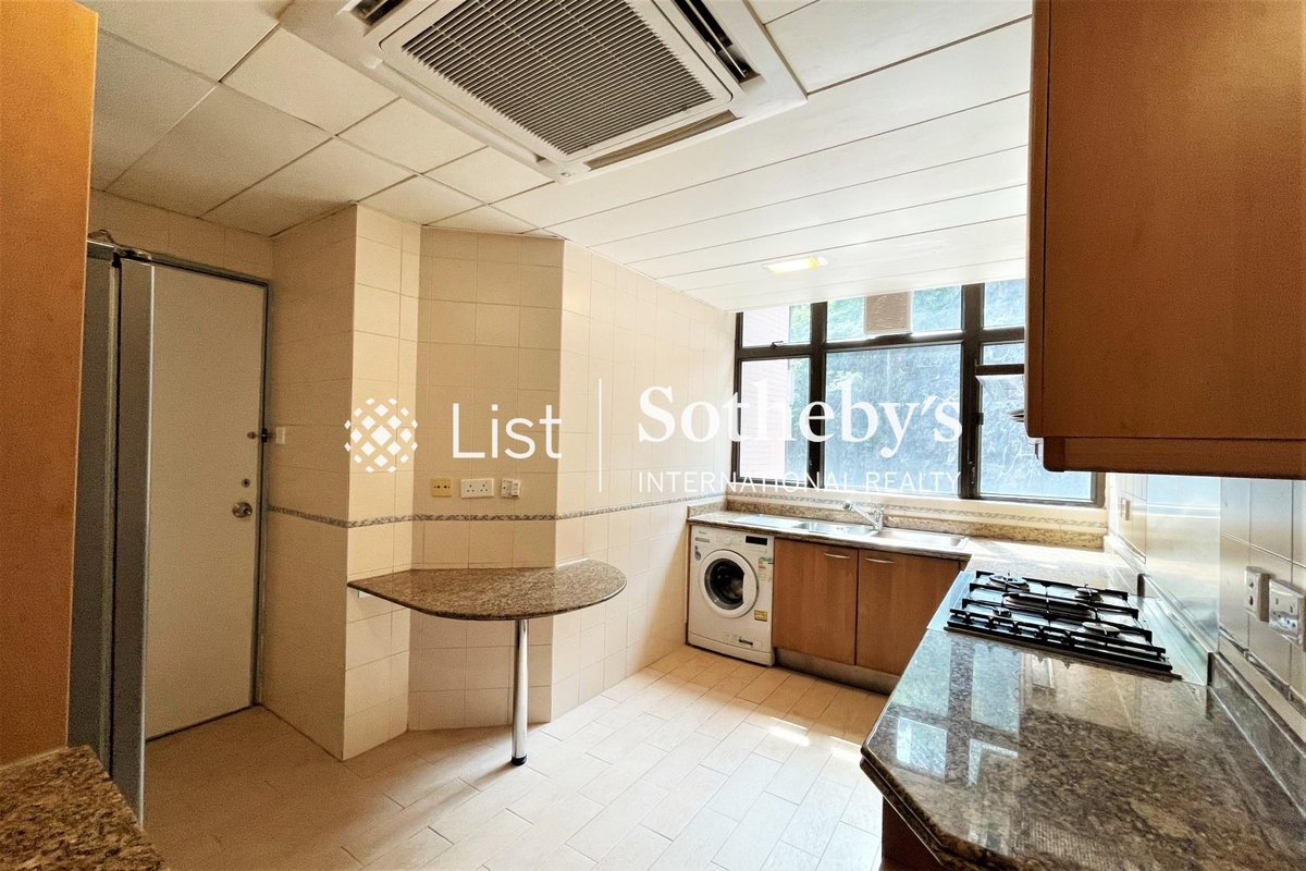 Fairlane Tower 寶雲山莊 | Kitchen