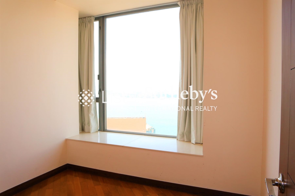 One Pacific Heights 盈峰一號 | Third Bedroom