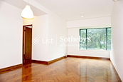 Hillsborough Court 晓峰阁 | Living and Dining Room