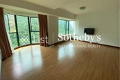 Hillsborough Court 曉峰閣 | Living and Dining Room