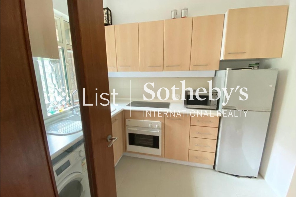 Hillsborough Court 曉峰閣 | Kitchen