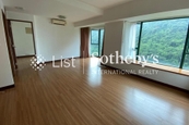 Hillsborough Court 曉峰閣 | Living and Dining Room