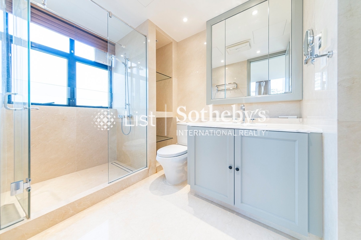 Regent On The Park 御花園 | Master Bathroom