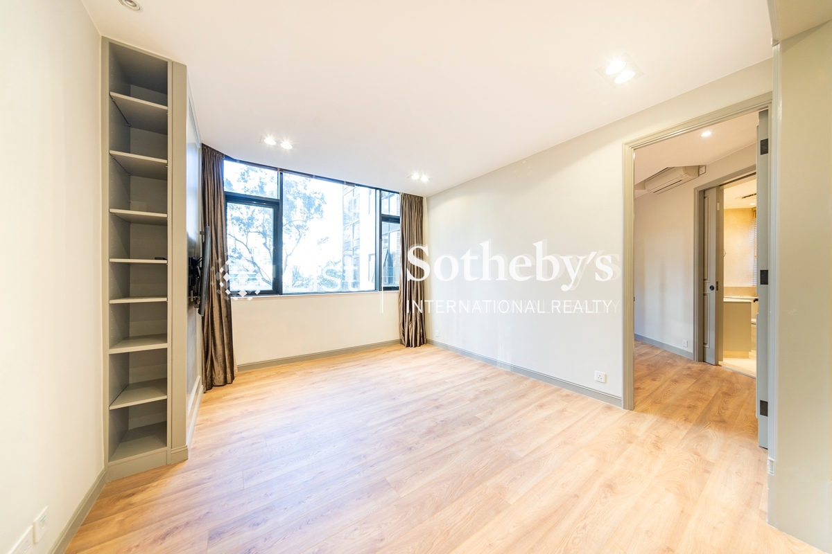 Regent On The Park 御花園 | Living and Dining Room