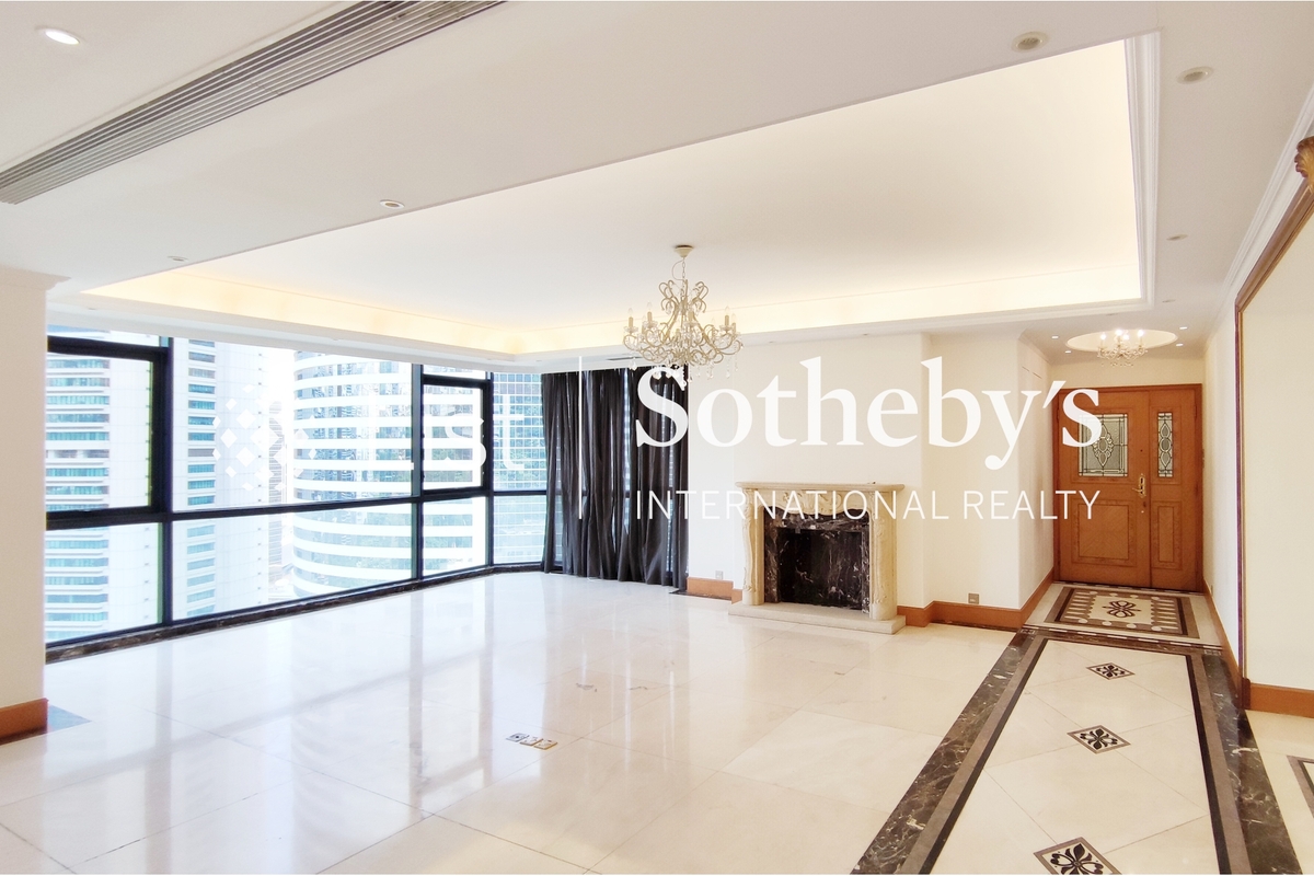 Regent On The Park 御花園 | Living and Dining Room