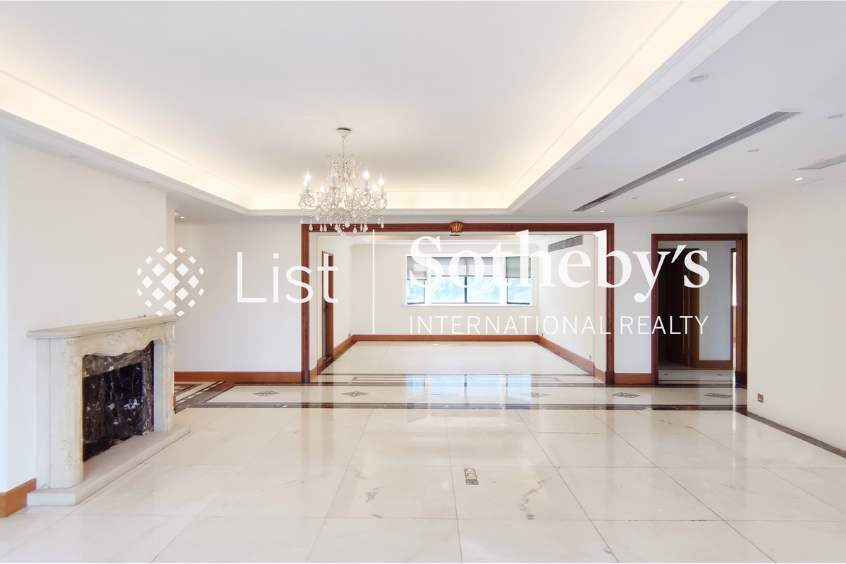 Regent On The Park 御花園 | Living and Dining Room