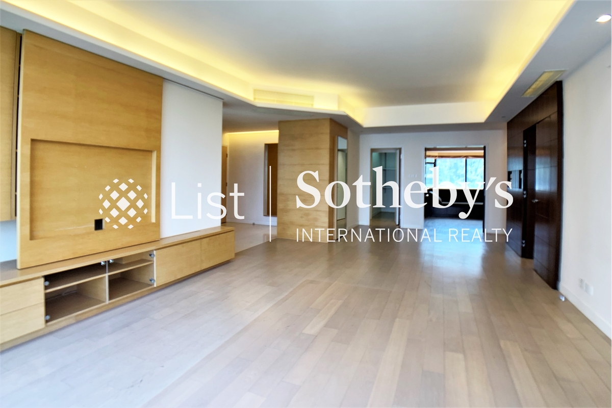 Regent On The Park 御花園 | Living and Dining Room