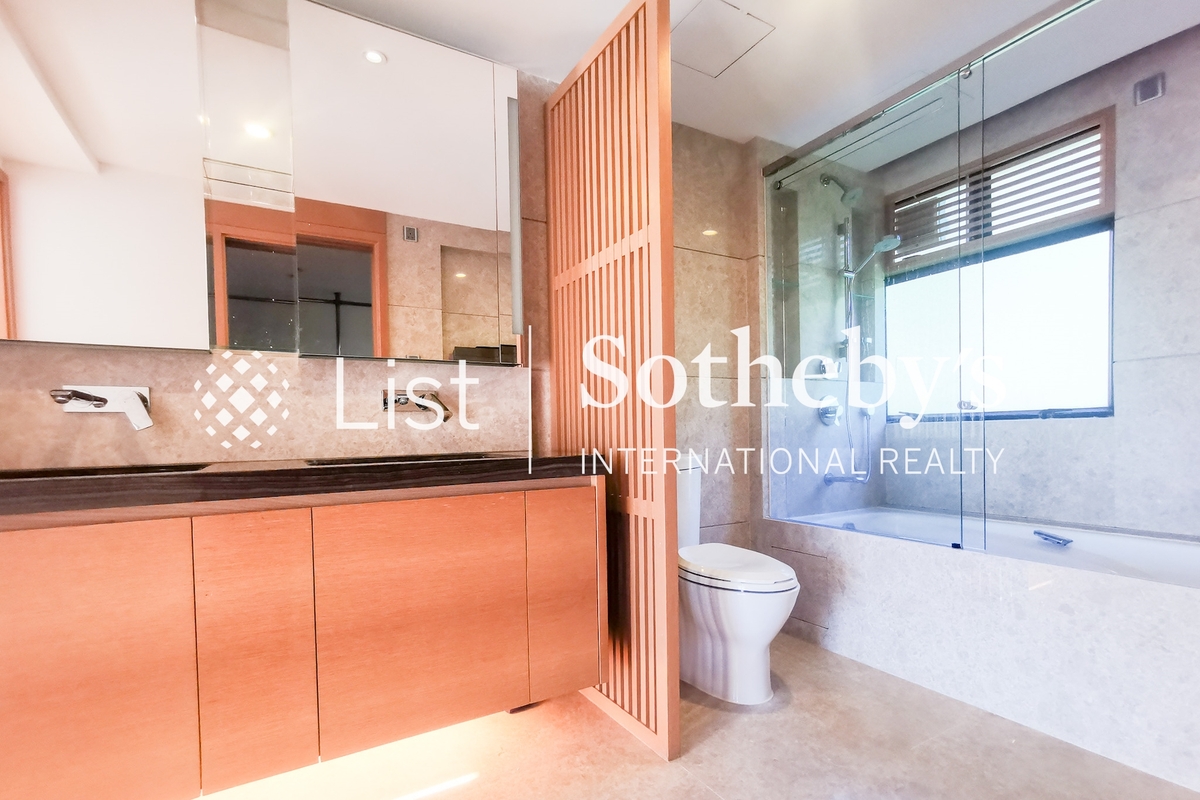 Grand Garden 华景园 | Master Bathroom