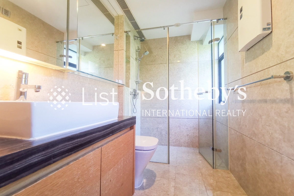 Grand Garden 华景园 | Guest Bathroom