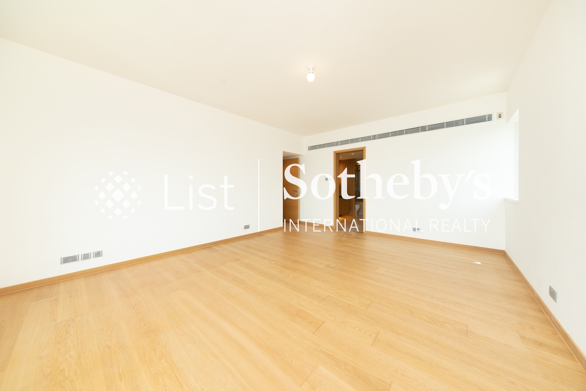 Grand Garden 華景園 | Master Bedroom