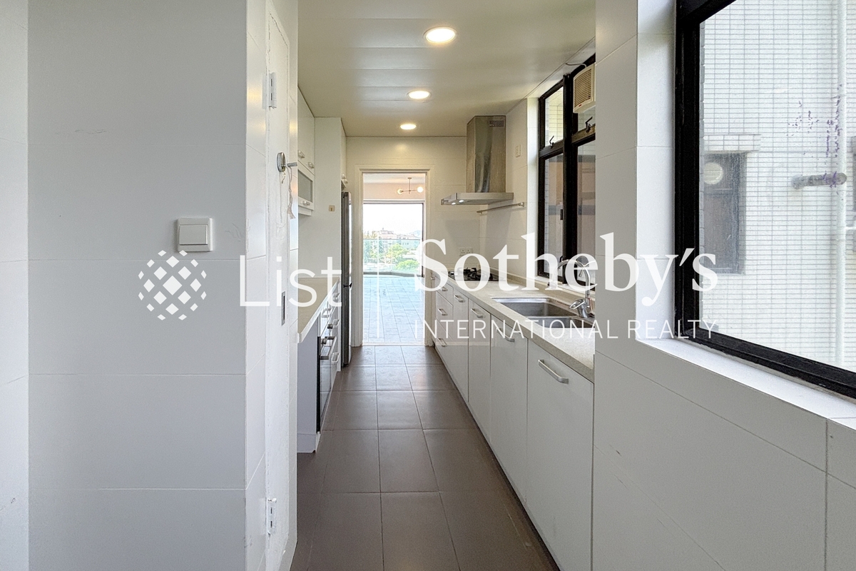 Grand Garden 華景園 | Kitchen