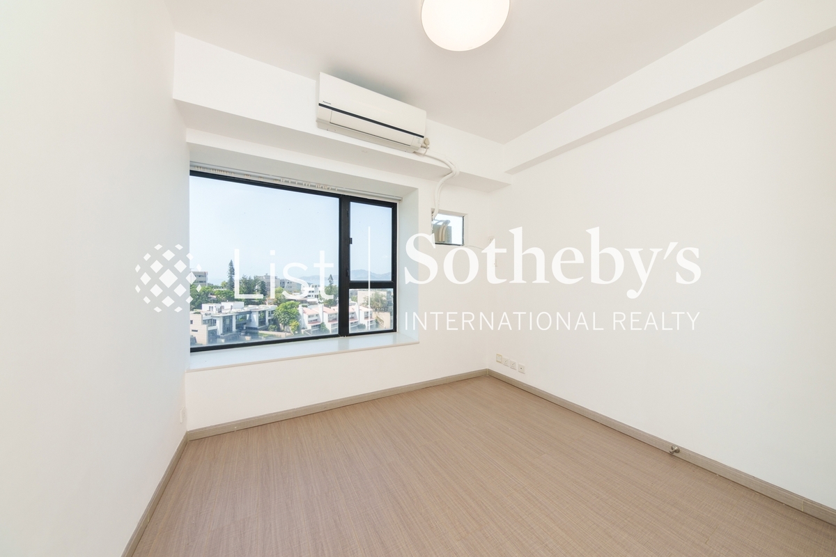 Grand Garden 華景園 | Second Bedroom