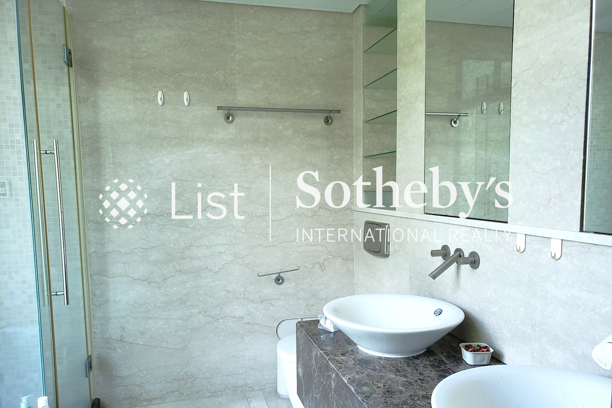 Grosvenor Place 淺水灣道117號 | Master Bathroom