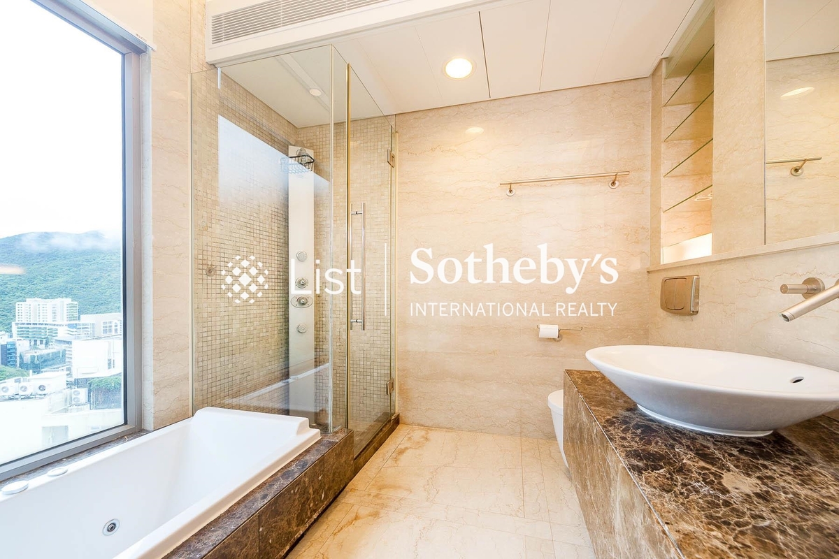 Grosvenor Place 淺水灣道117號 | Master Bathroom