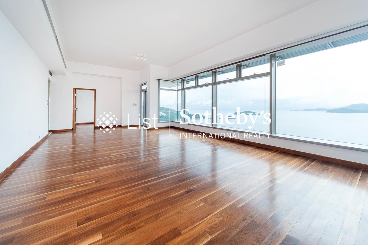 Grosvenor Place 淺水灣道117號 | Living and Dining Room