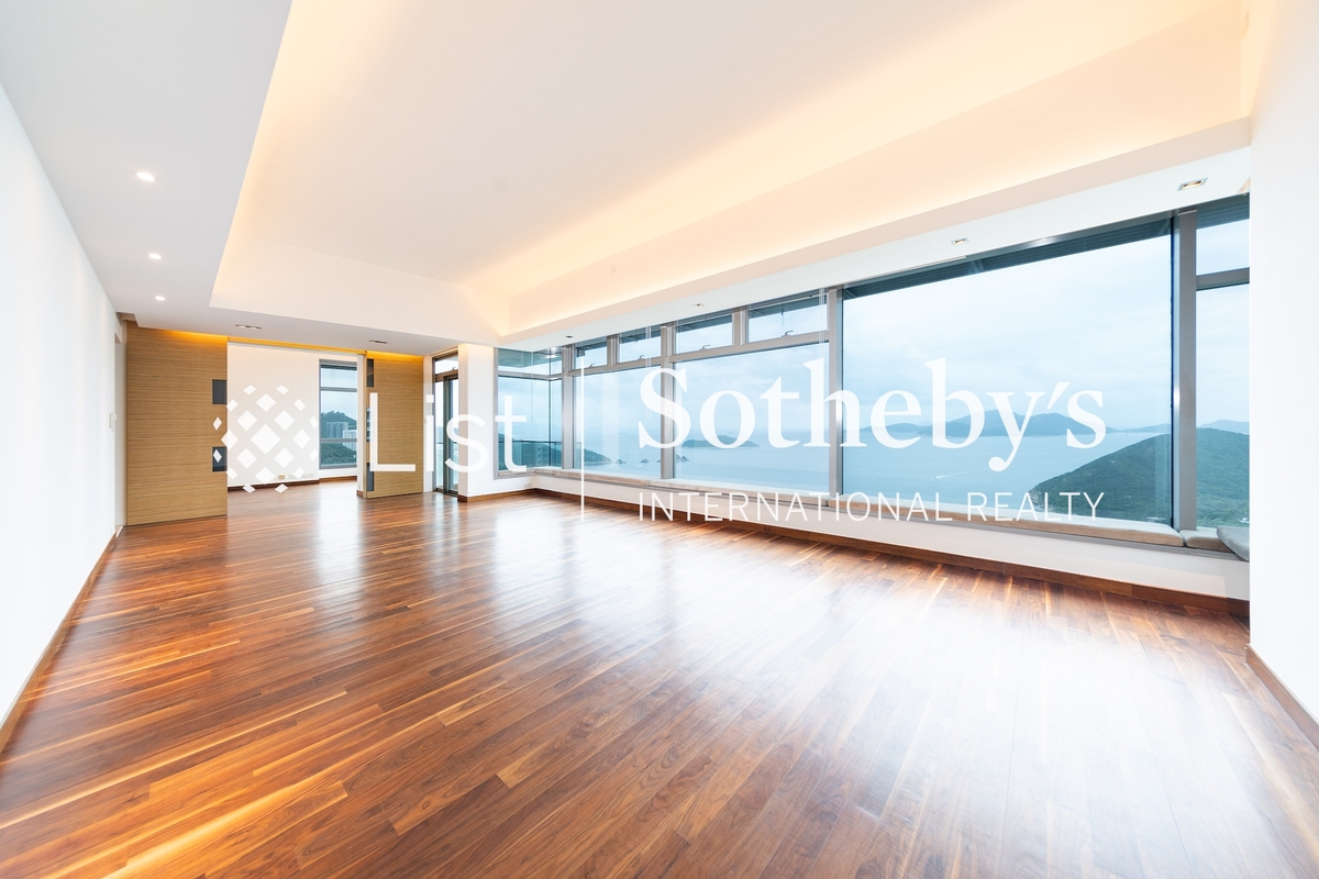 Grosvenor Place 浅水湾道117号 | Living and Dining Room