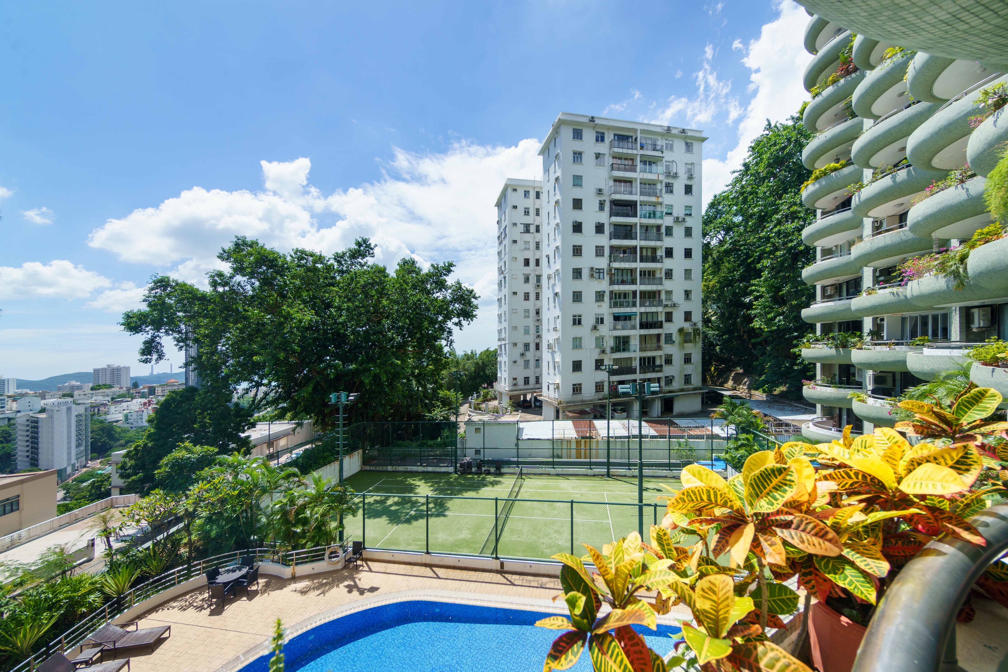 Sole Agent Greenery Garden 