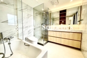 Hong Kong Parkview 陽明山莊 | Master Bathroom
