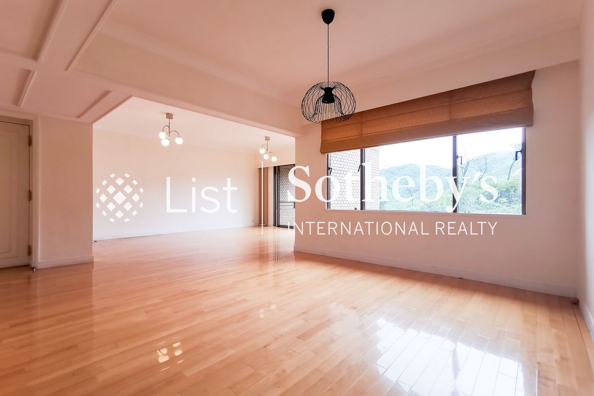 Hong Kong Parkview 陽明山莊 | Living and Dining Room