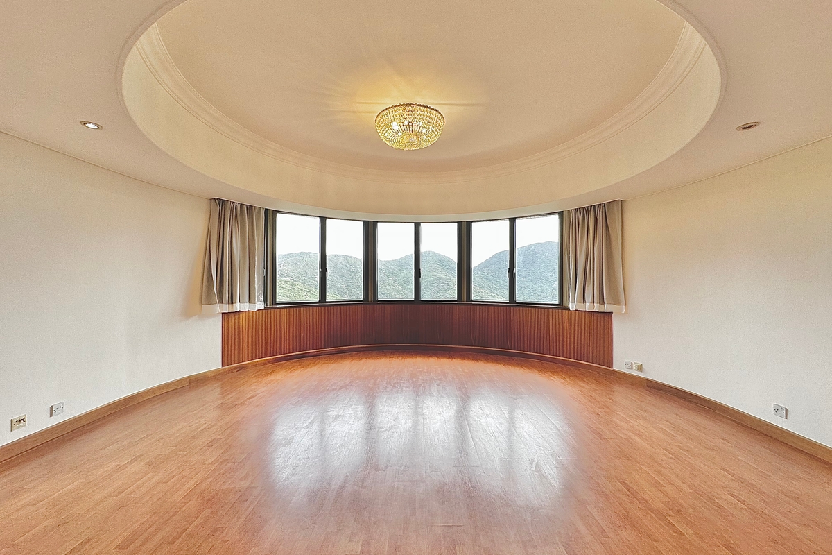 Hong Kong Parkview 陽明山莊 | Living and Dining Room