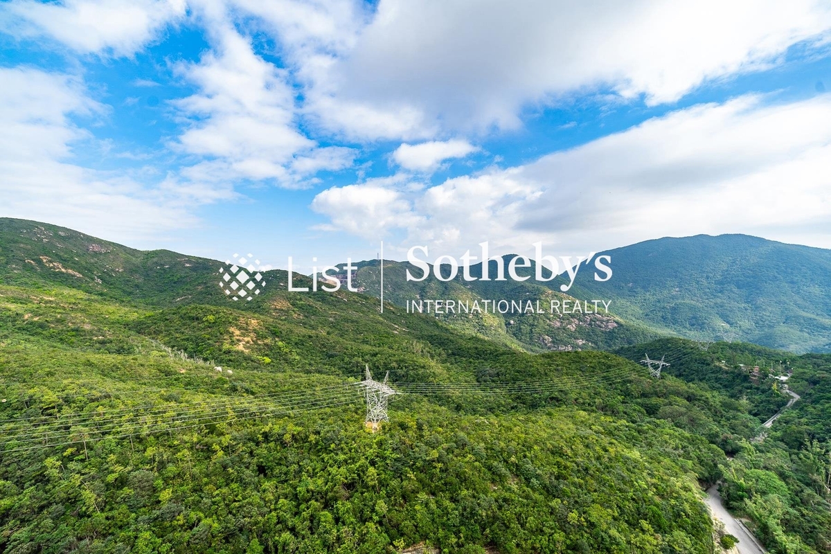 Hong Kong Parkview 陽明山莊 | View from Living Room