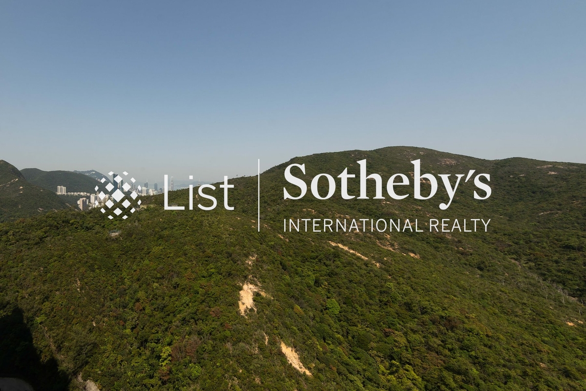 Hong Kong Parkview 陽明山莊 | View from Living Room