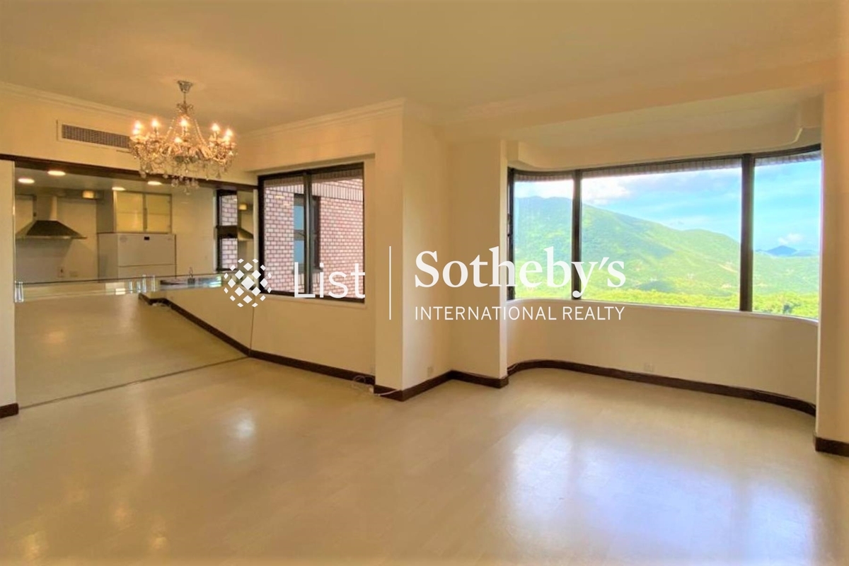 Hong Kong Parkview 陽明山莊 | Living and Dining Room