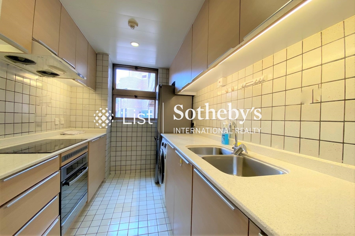 Hong Kong Parkview 陽明山莊 | Kitchen