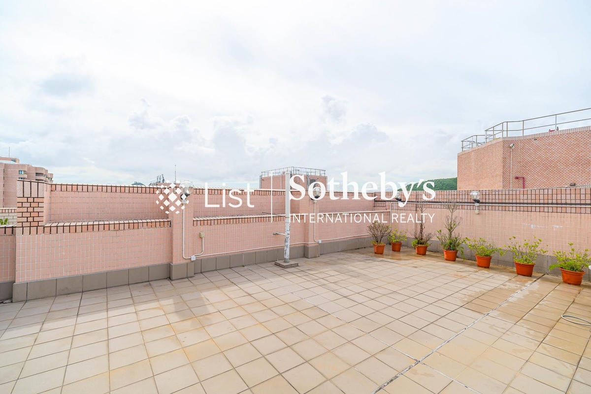 Hong Kong Parkview 陽明山莊 | Private Roof Terrace