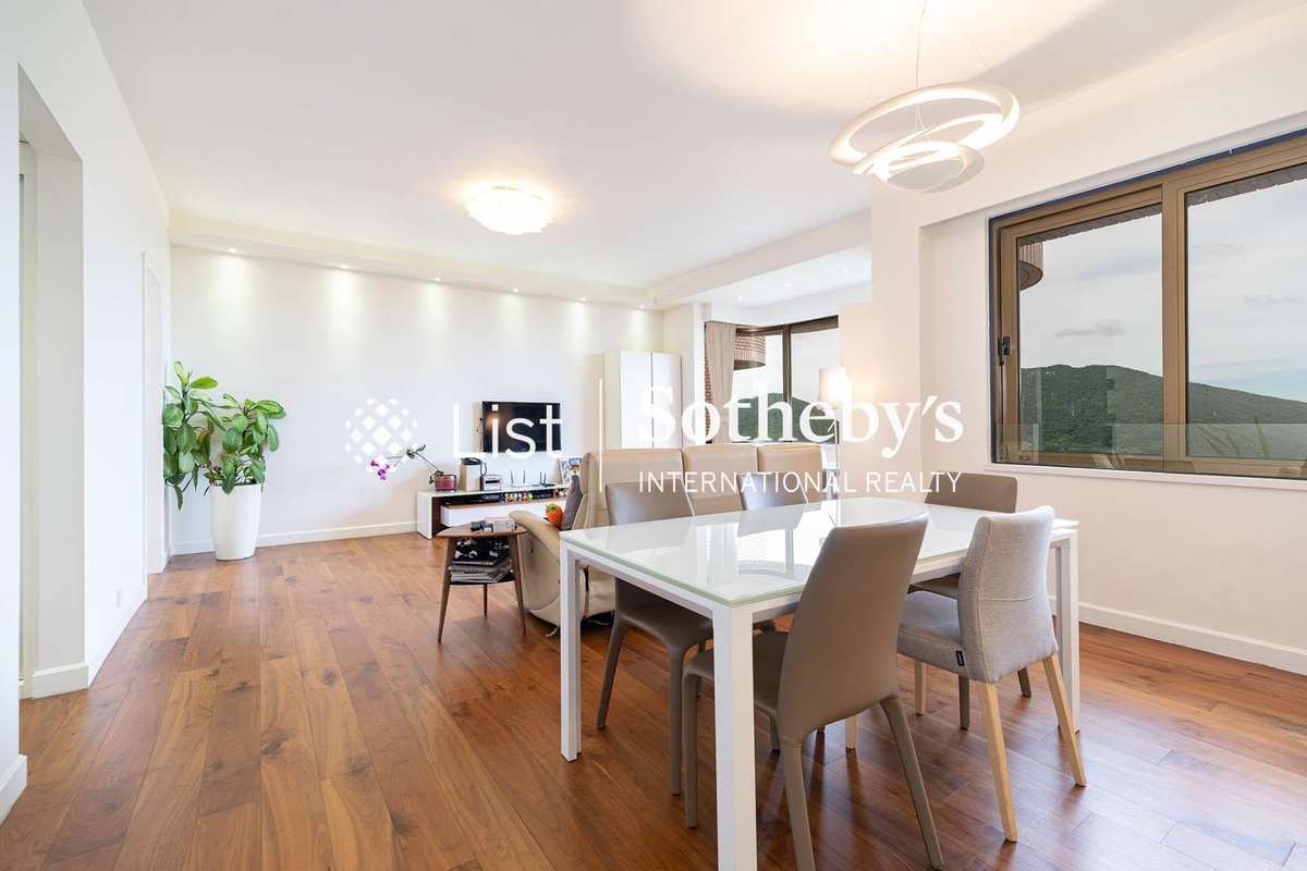 Hong Kong Parkview 陽明山莊 | Living and Dining Room