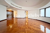 Hong Kong Parkview 陽明山莊 | Living and Dining Room
