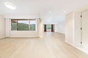 Hong Kong Parkview 陽明山莊 | Living and Dining Room