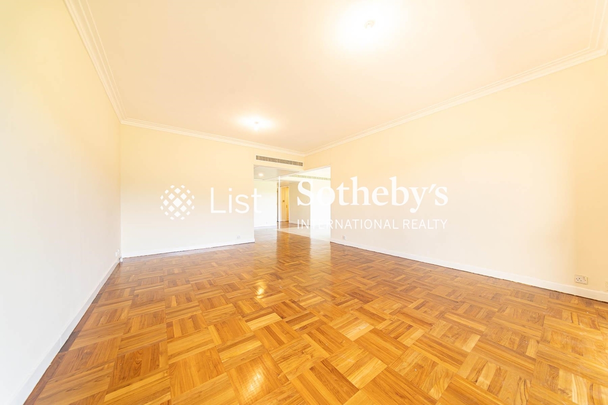 Hong Kong Parkview 陽明山莊 | Living and Dining Room