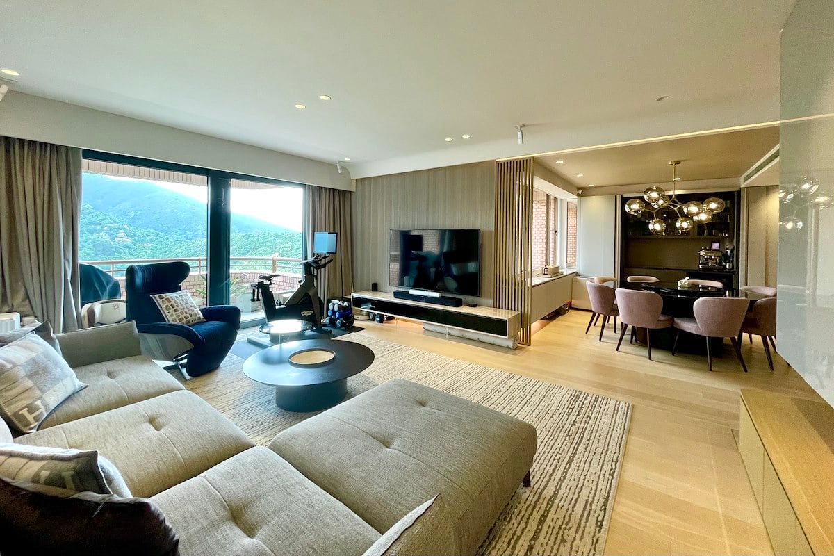 Hong Kong Parkview 阳明山庄 | Living and Dining Room