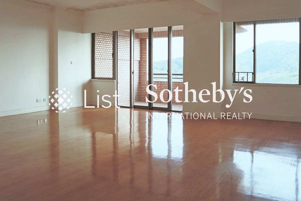 Hong Kong Parkview 陽明山莊 | Living and Dining Room