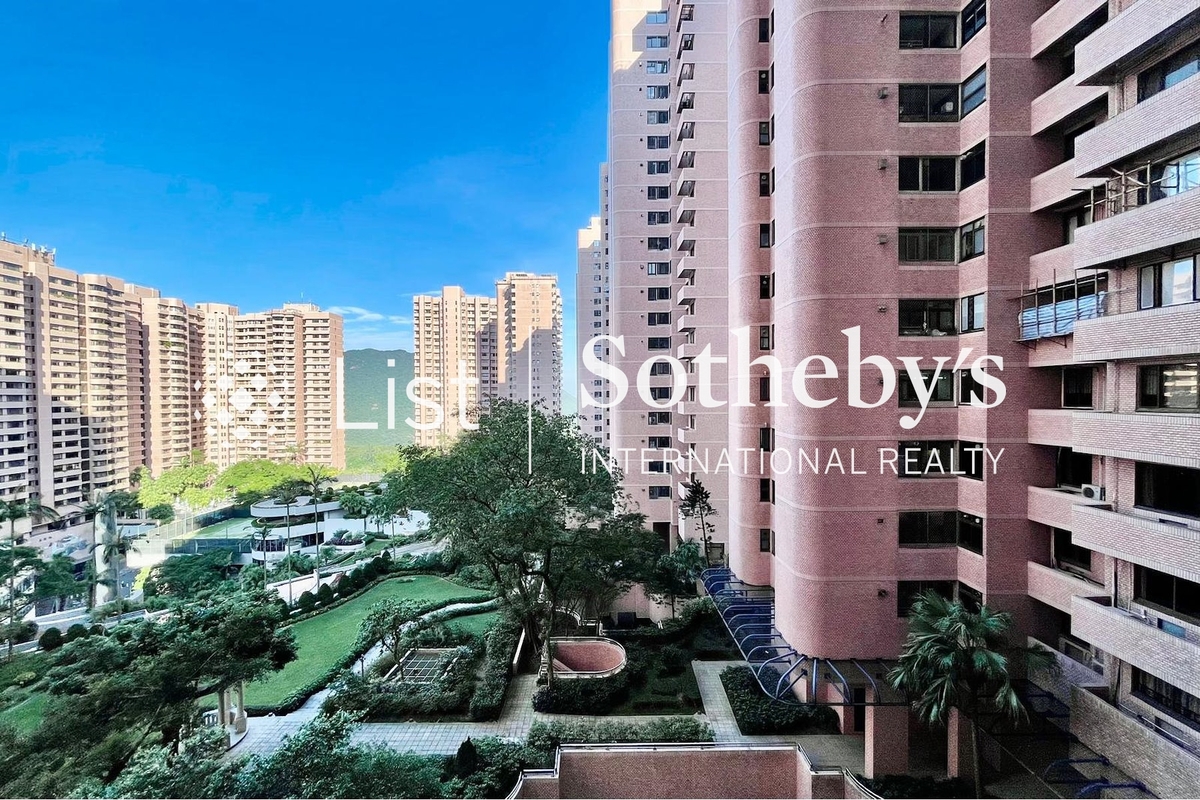 Hong Kong Parkview 陽明山莊 | View from Second En-suite Bedroom