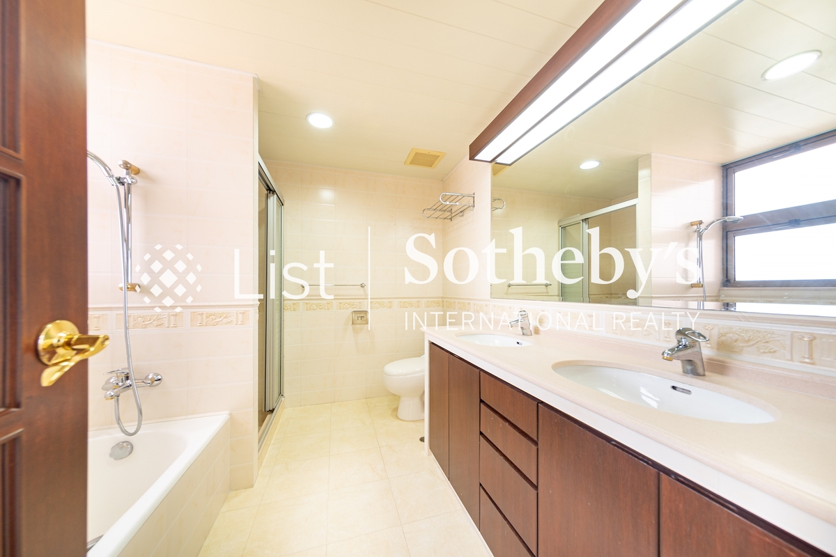 Hong Kong Parkview 阳明山庄 | Master Bathroom