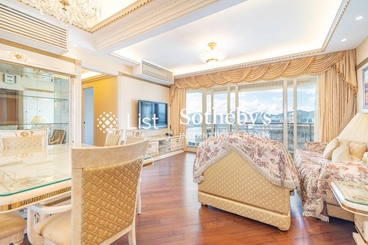 La Place De Victoria 慧云峰 | 