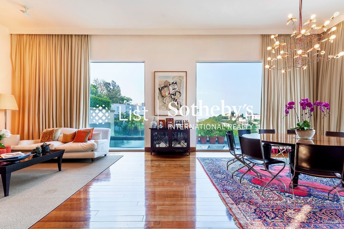 No. 56 Peak Road 山頂道56號 | Living and Dining Room