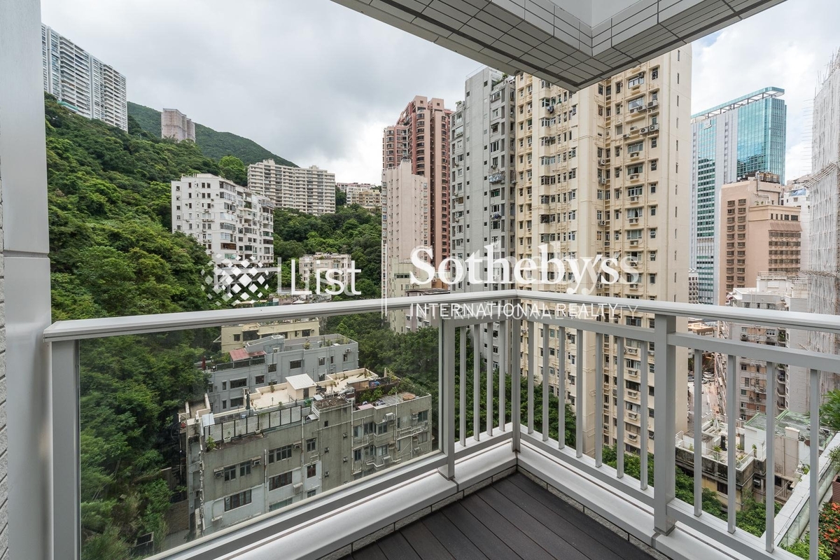 The Altitude 紀雲峰 | Balcony