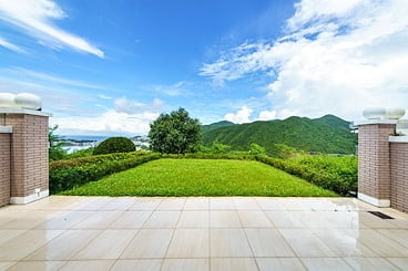 Villa Rosa 玫瑰園 | Private Garden off Living Room