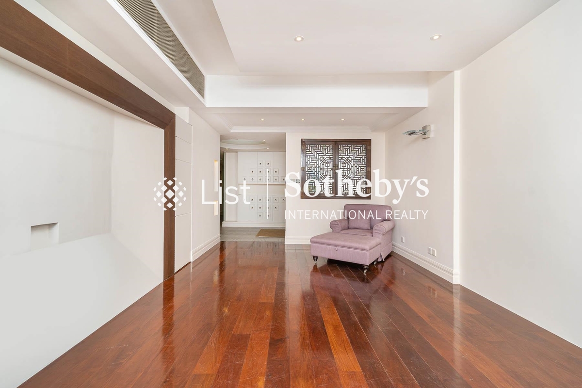 Catalina Mansions 嘉年大廈 | Living Room