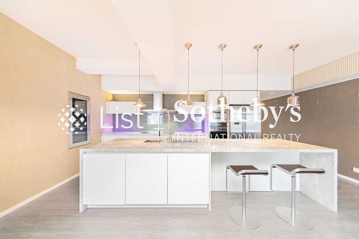 Greenland Court 恒翠園 | Kitchen