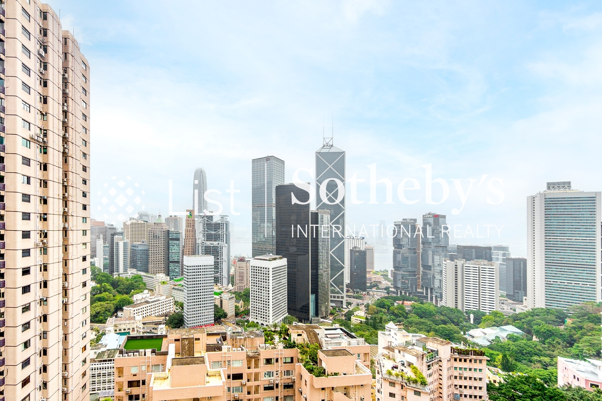 Greenland Court 恒翠園 | View from Private Roof Terrace