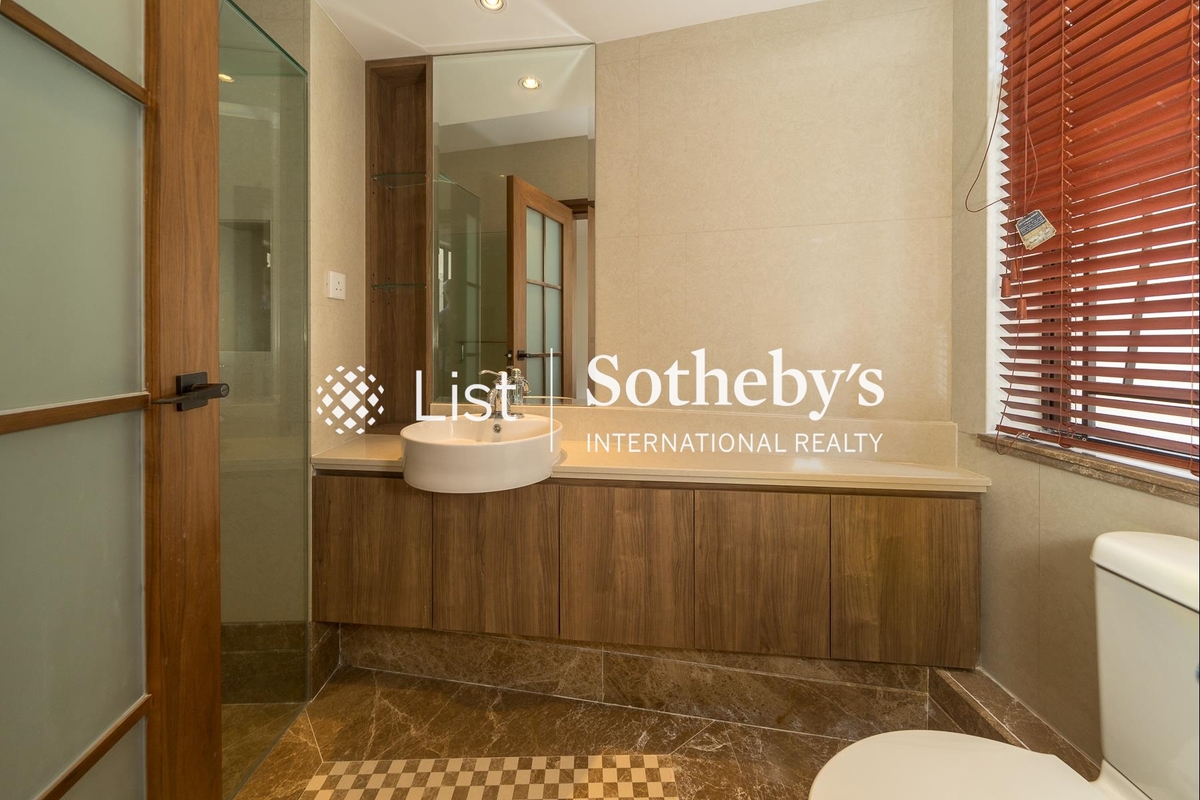 Grenville House 嘉慧園 | Second En-suite Bathroom